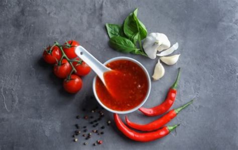 7 Best Chili Garlic Sauce Substitutes Fooddc