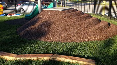 Bonded rubber mulch is a single layer system manufactured from 100% recycled rubber! Bonded Rubber Mulch | Ecoturf Surfacing