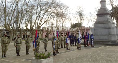 Marcha militar de uruguay 25 de agosto de uruguay. Duraznenses recordaron el día de la Declaratoria de la ...