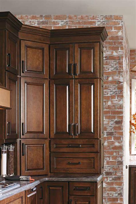 How to udpate your 80s cabinets to give them a whole new look! Stacked Wall Cabinet - Diamond Cabinetry