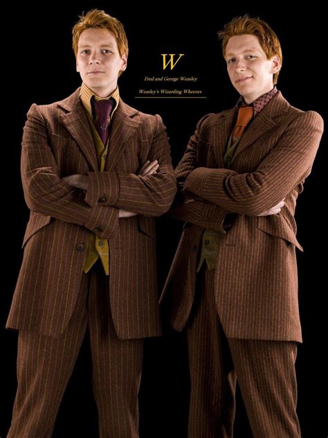 Which twin is wearing the necklace? In the Fred and George Weasley appreciation post last week ...