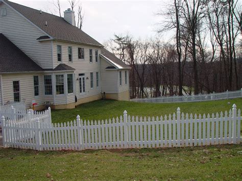Prizm Vinyl Fences Style Harrisburg Color White Picket Top French
