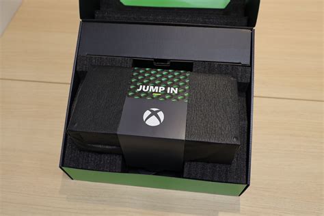 Unboxing Xbox Series X Déballage De La Console Avec 30 Images Sous