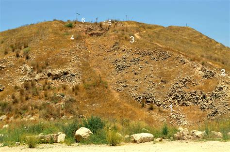 Israeli Archaeologists Reconstruct How Sennacherib S Army Built Ramps