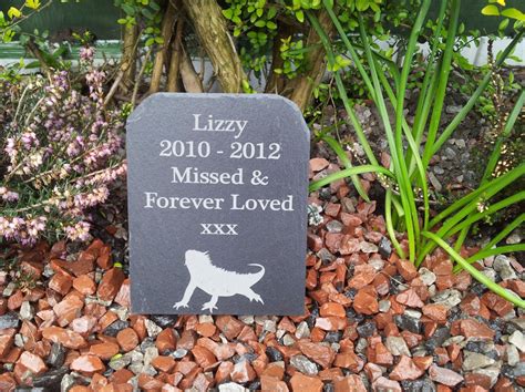 I hope you never have to make this instructable, but if you should want to do something like this for your furry friend who has passed, he… Natural Slate Pet Memorial Grave Marker Headstone 11cm x ...