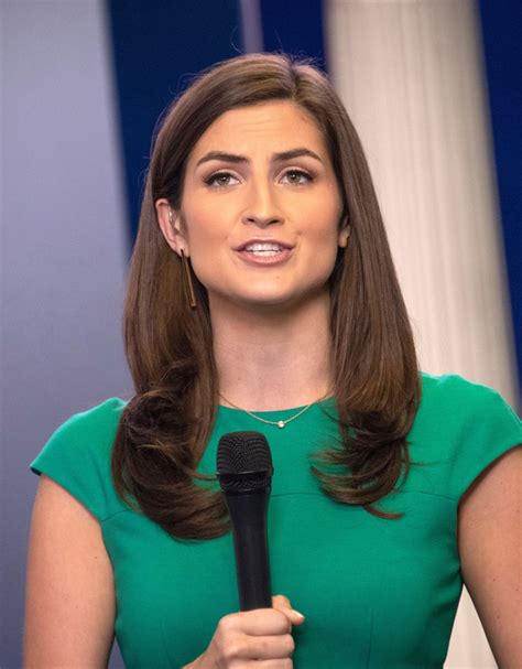 who is kaitlan collins 5 things on the cnn anchor hollywood life showbizztoday