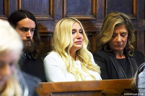 We Stand With Kesha Her Campus