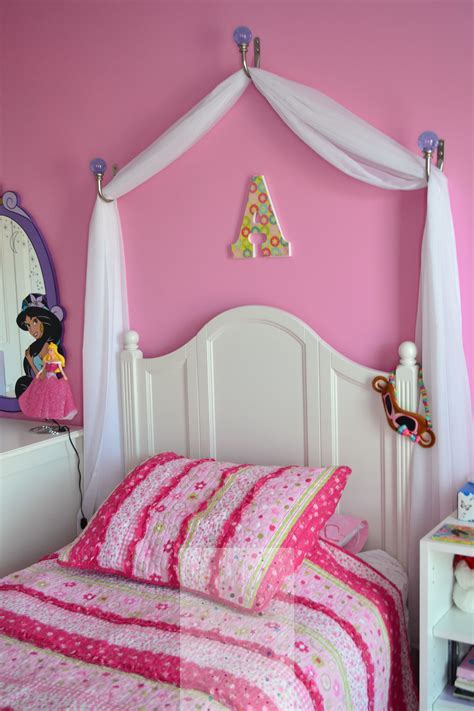 Neat solutions® disney® princess tidy topper. 17+ Surprising Canopy Bed Vintage Ideas | Princess room ...