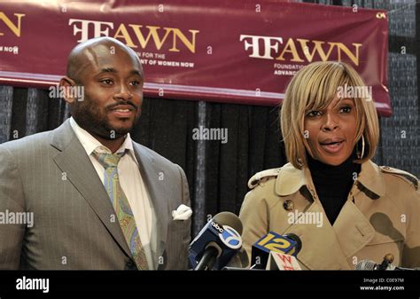 Music Executive Steve Stoute And Mary J Blige Launch Their New