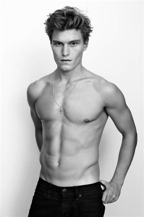 Oliver Cheshire Body Naked Male Celebrities