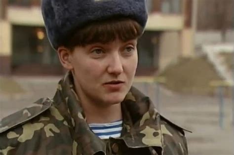 ukrainian pilot savchenko returned home in prisoner swap with russia