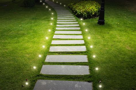 Led Yard Lights Ez Yard Dots For Pathways Grass And More