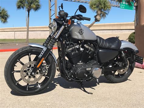 The feature list of iron 883 includes abs, pass switch, engine check warning, side reflectors and street, road riding. New 2020 Harley-Davidson XL883N - Sportster Iron 883