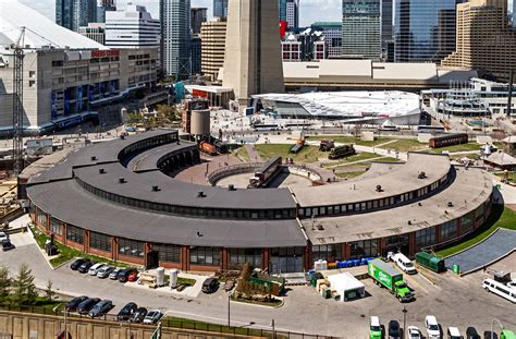 20150504 An Aerial Shot Of Torontos John Street Roundhouse