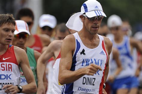 Yohann diniz lors du 50 km marche aux championnats du monde à doha, le 28 septembre 2019. Athlétisme: Diniz reprend sur 20 km marche à Lugano en ...