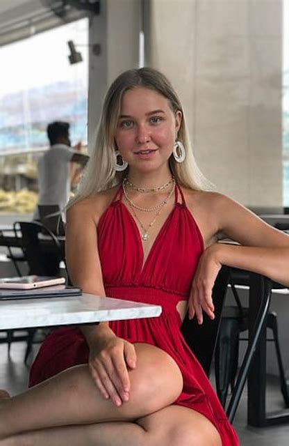 successful 18 year old russian millionaire blogger dies in motorbike accident