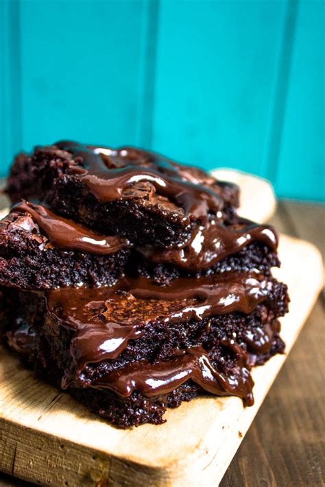 Super Moist And Fudgy Brownies With Chocolate Ganache Gimme Delicious