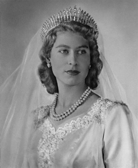 Wedding dress queen elizabeth ii pictured here editorial stock. Queen Elizabeth II in her wedding dress | Princess ...