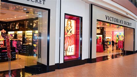 Get your favourites items delivered to you via chat and shop. Victoria's Secret | Mall of America