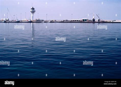 Dubai Uae Mina Jebel Ali Port Control Tower 1983 Stock Photo Alamy