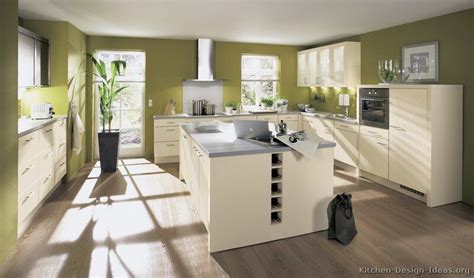 Kitchen wall colors with cream cabinets. Google Image Result for http://www.kitchen-design-ideas ...