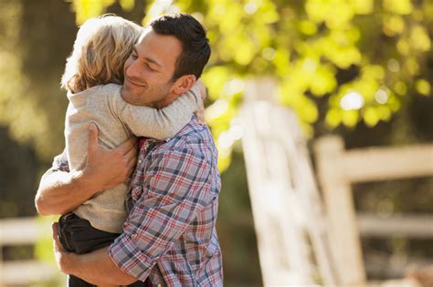 Help kids experience the joy of gratitude by creating trees that give thanks. Single Dad: Should You Date One? | HuffPost