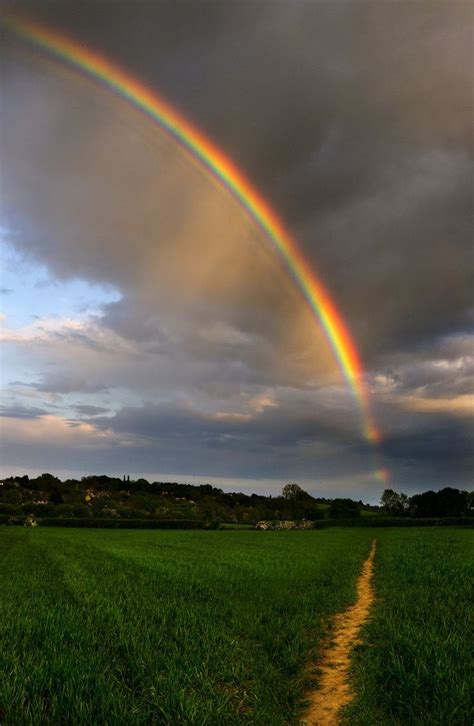A Path To Riches Rainbow Photography Rainbow Aesthetic Rainbow Sky