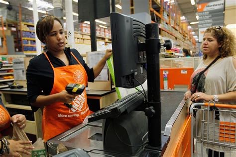 Someone keeps $800.00 for four month already, and home depot credit card service doesn't work to look for where this money is now and why this money. Home Depot Visa and MasterCard Over Credit Card Security | Fortune