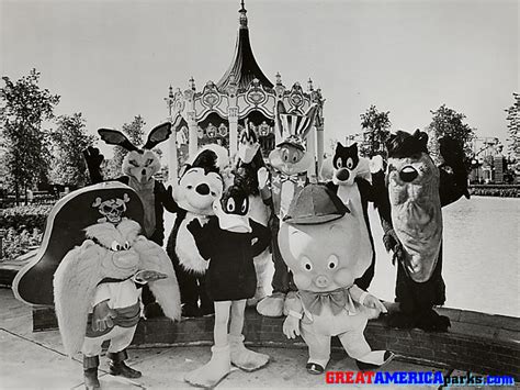 Press 1981 Bugs Bunny And Looney Tunes Characters