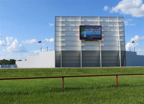 It is a new 2 giant screen theater that opened in march of 2006. A Visit to a Houston Drive-In Movie Theater - Houston ...