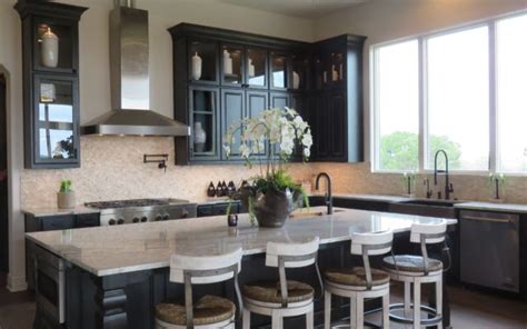 Our art glass division produces beautiful artistic hanging mirrors that can be installed just like any other picture or framed mirror. Glass and Mirror Fort Worth - Framed Mirrors | Fashion ...