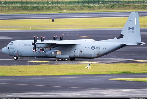 130606 Canada Royal Air Force Rcaf Lockheed Martin Cc 130j Super