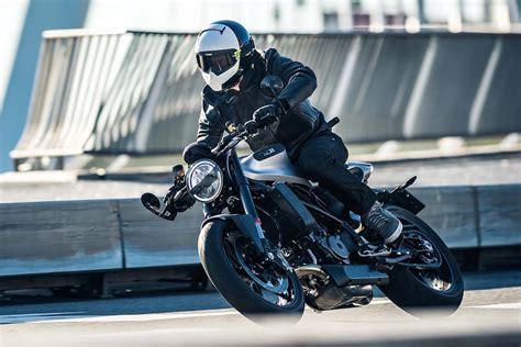 Buy and sell on malaysia's largest marketplace. Husqvarna Pilen Ventilated Motorcycle Helmet » Gadget Flow