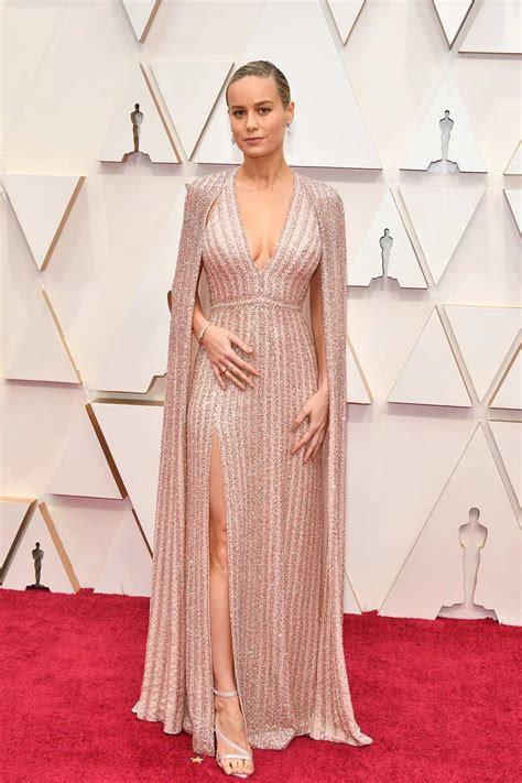 See Every Red Carpet Look From The 2020 Oscars In 2020 Red Carpet