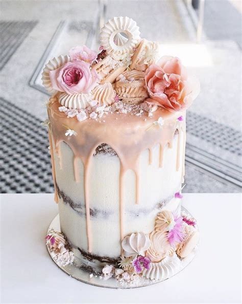 To create the unique marbled look on this cake, lines of chocolate ganache, chocolate buttercream and vanilla buttercream were drawn across the top of the cake. 40+ Awesome & Unique Birthday Cake Ideas | Are you after ...
