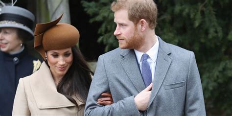 Zo vierde prins harry zijn eerste vaderdag met baby archie. Meghan Markles vader haalt nu uit naar Prins Harry