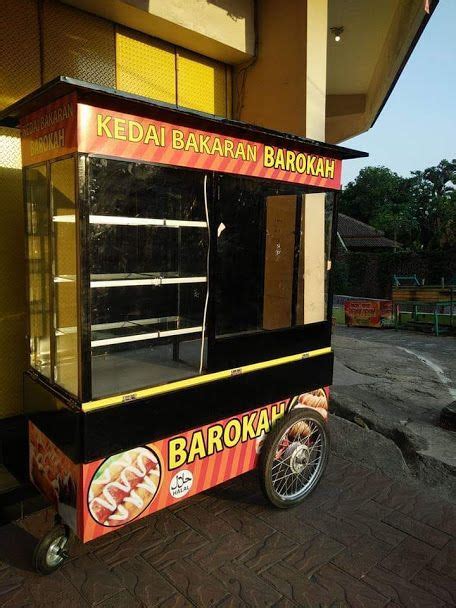 Kemudian aduk telur, isian, serta beri garam dan lada secukupnya. Desain Gerobak Telur Gulung - Perhitungan Soal