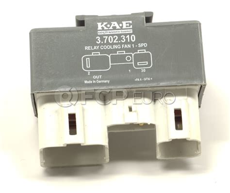While directing warmer air to the rest of the passenger compartment. Volvo Air Pump Relay (850 C70 S70 V70) KAE 9442932 | FCP Euro