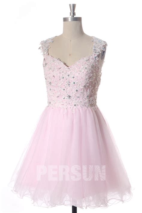 Tenue Pour Un Anniversaire