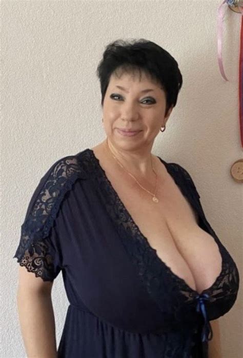 mature big boobs sunnie96