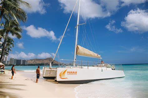 Holokai Catamaran Hawaii Thrive