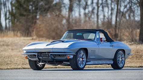 Restomod Done Right 1967 Corvette Stingray With Lt1 Swap Hits The