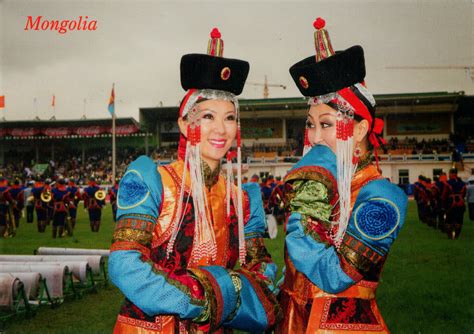 World Come To My Home 1312 2240 Mongolia Women In Traditional Clothes