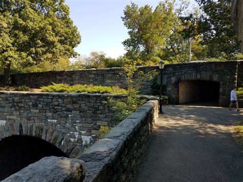 Head To The Hilly Fort Tryon Park Live Online Tour From New York