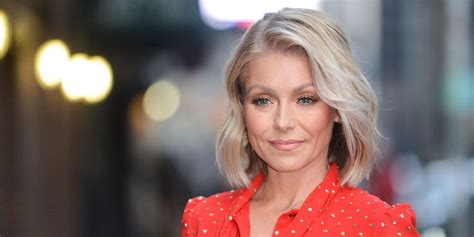 Kelly Ripa Fans Have A Lot To Say After She Puts Up Never Before Seen