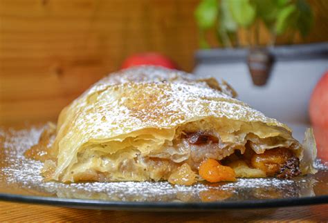 Easy Homemade Apple Strudel In Phyllo Dough Tasted Stories