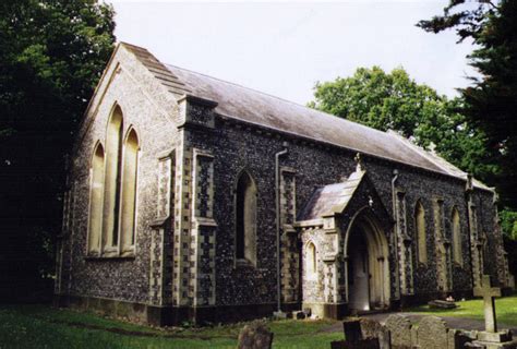 Holy Trinity Colden Common © Michael Ford Geograph Britain And Ireland