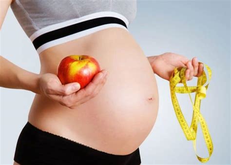 Lo sviluppo del bambino nel pancione dipende, in termini nutrizionali, dagli alimenti assunti dalla mamma. Carenze alimentari in gravidanza e salute dei figli · Mammole