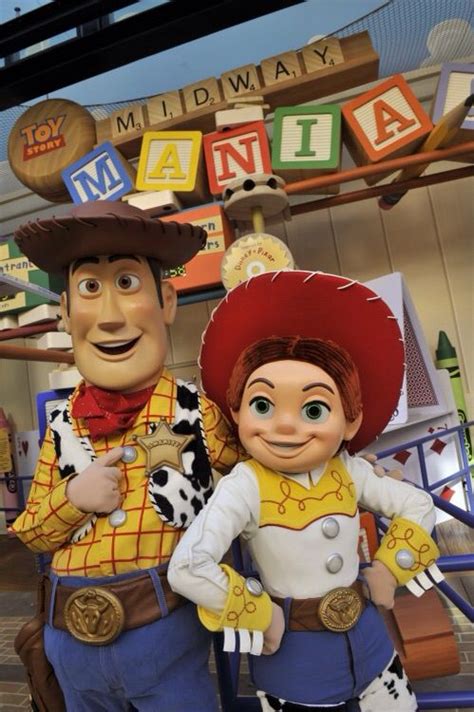 Woody And Jessie Disney Fun Disney Rides Walt Disney
