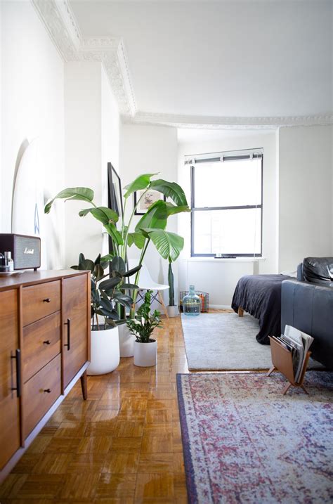 Less Is More In This Mid Century Inspired Manhattan Studio Front Main